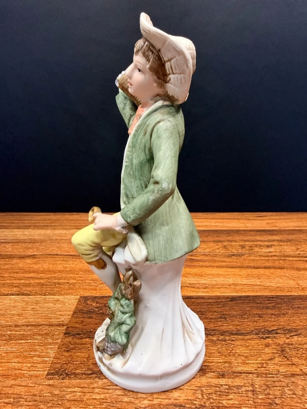 HOMCO Man with Basket of Grapes Figurine